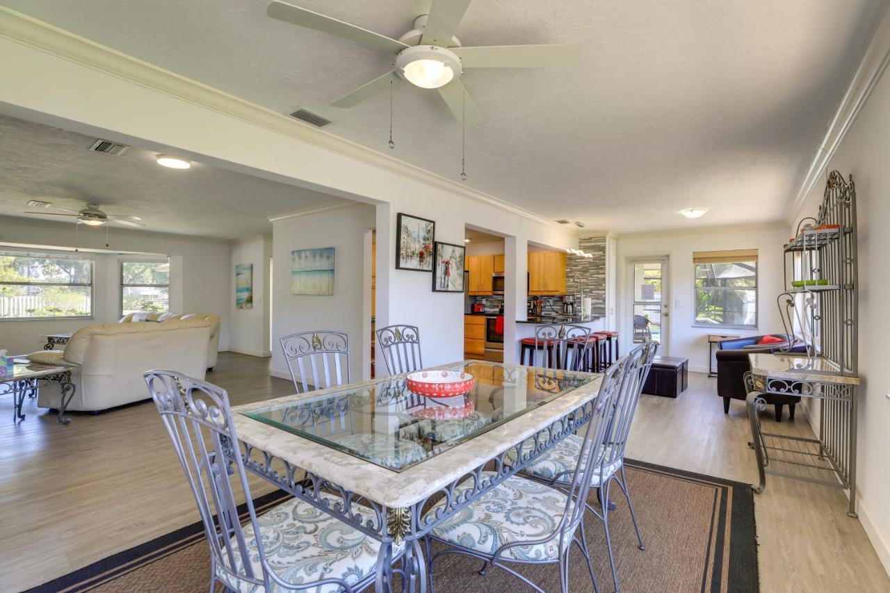 Sarasota House With Private Pool - 4 Mi To Beach! Exterior photo